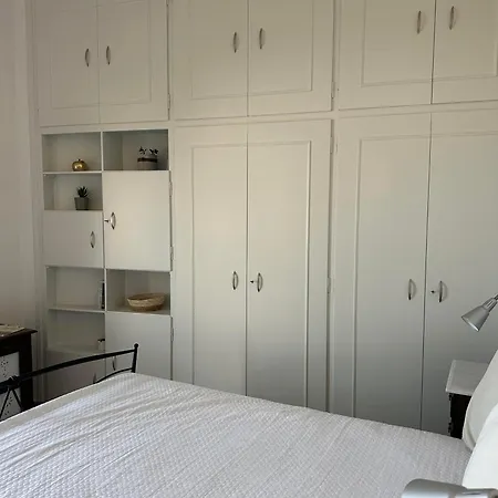 Sun Loving House Appartamento Ermoupoli